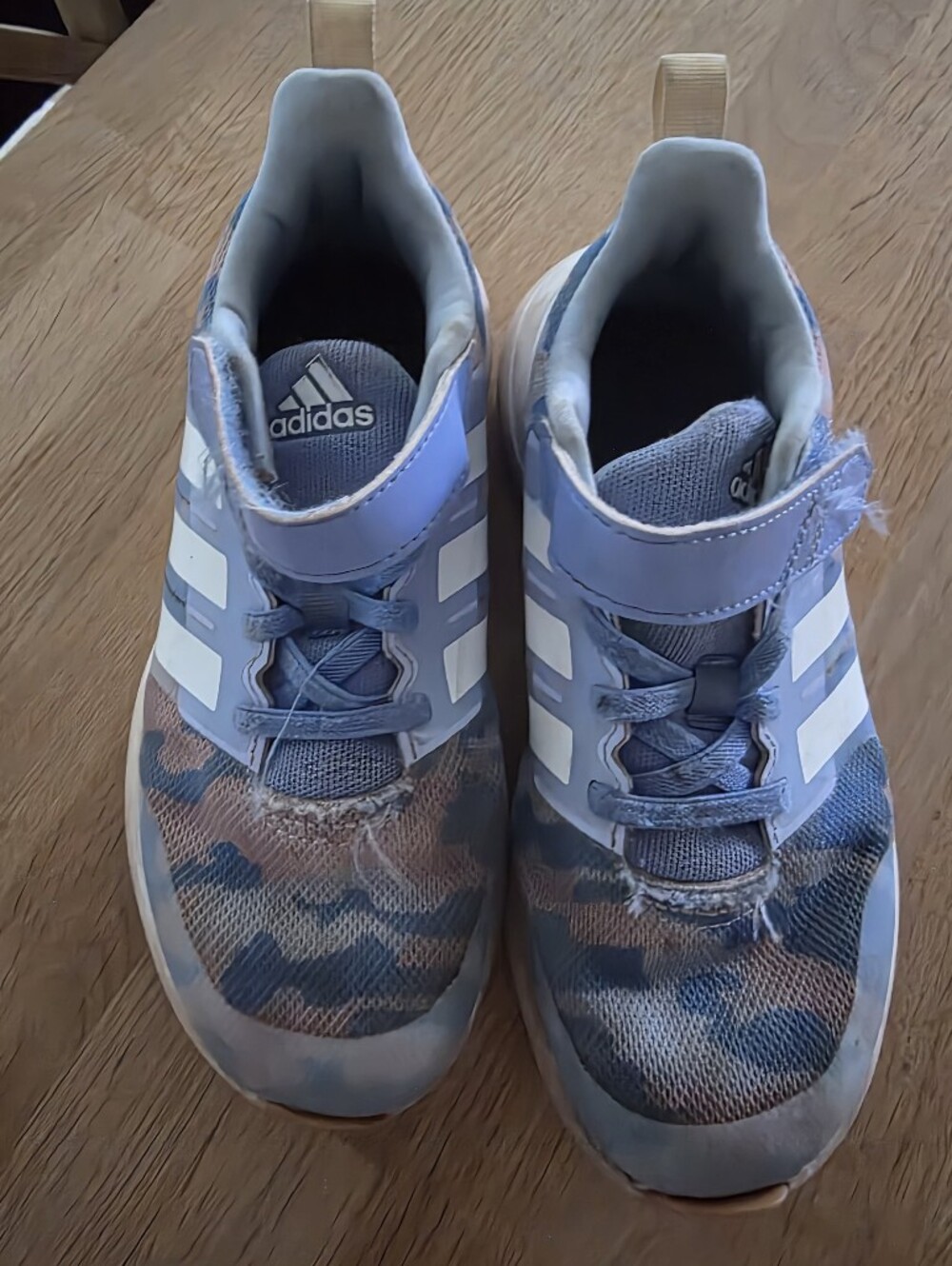 adidas Kids Blue and Tan Camo Sneakers GUC Sz US 1K Cloudfoam
